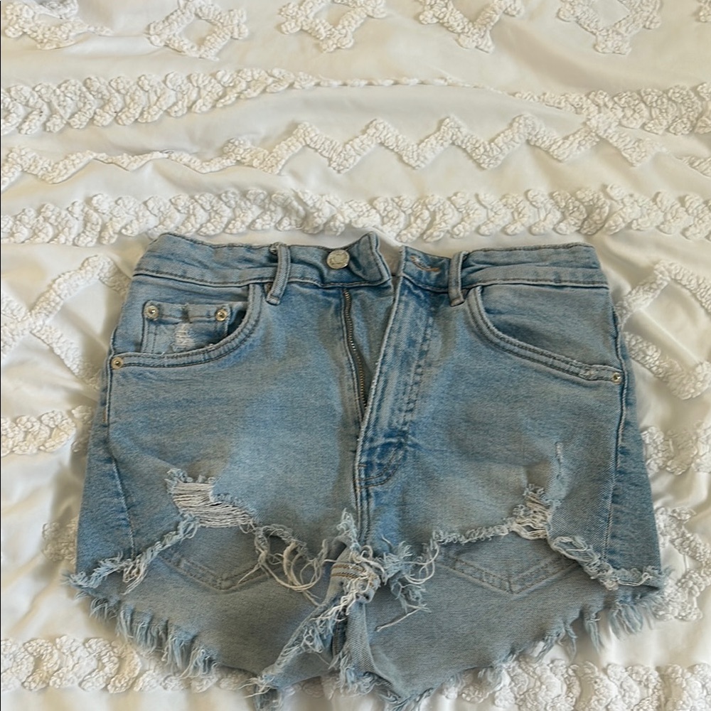 Zara Distressed Denim Women Shorts